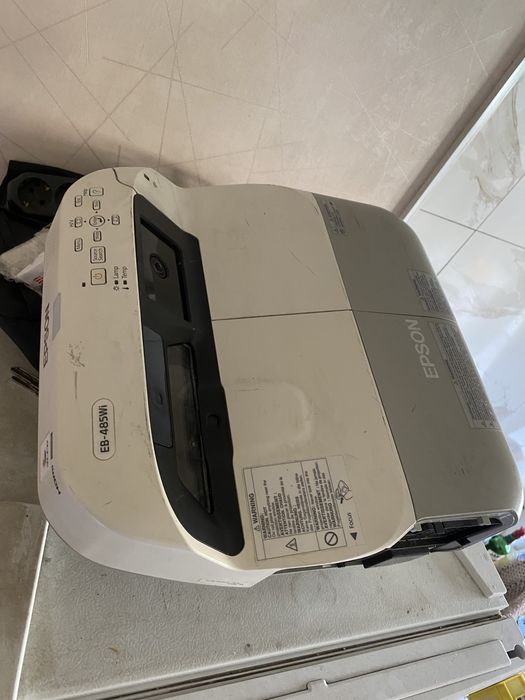 Продам Epson EB-485Wi