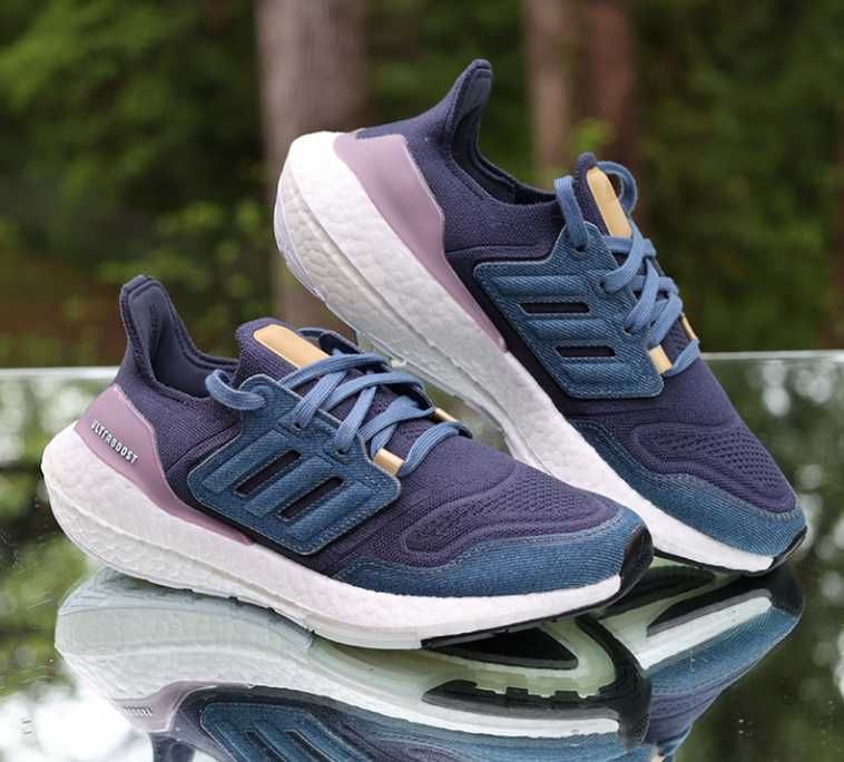 Оригинални маратонки  * ADIDAS ULTRABOOST 22 DENIM * EU38 2/3