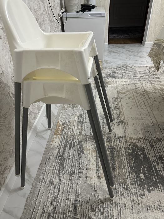 Стульчик для малышей белый удобный