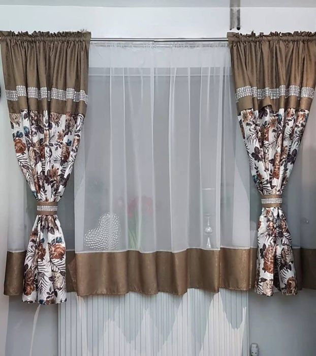 Perdele și draperii