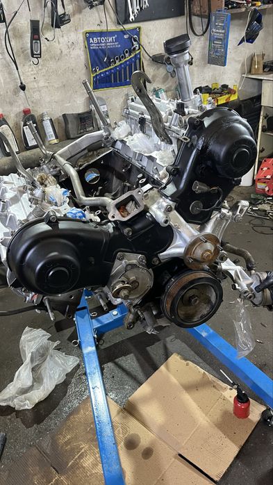 2UZ FE 4.7  в сборе двигател