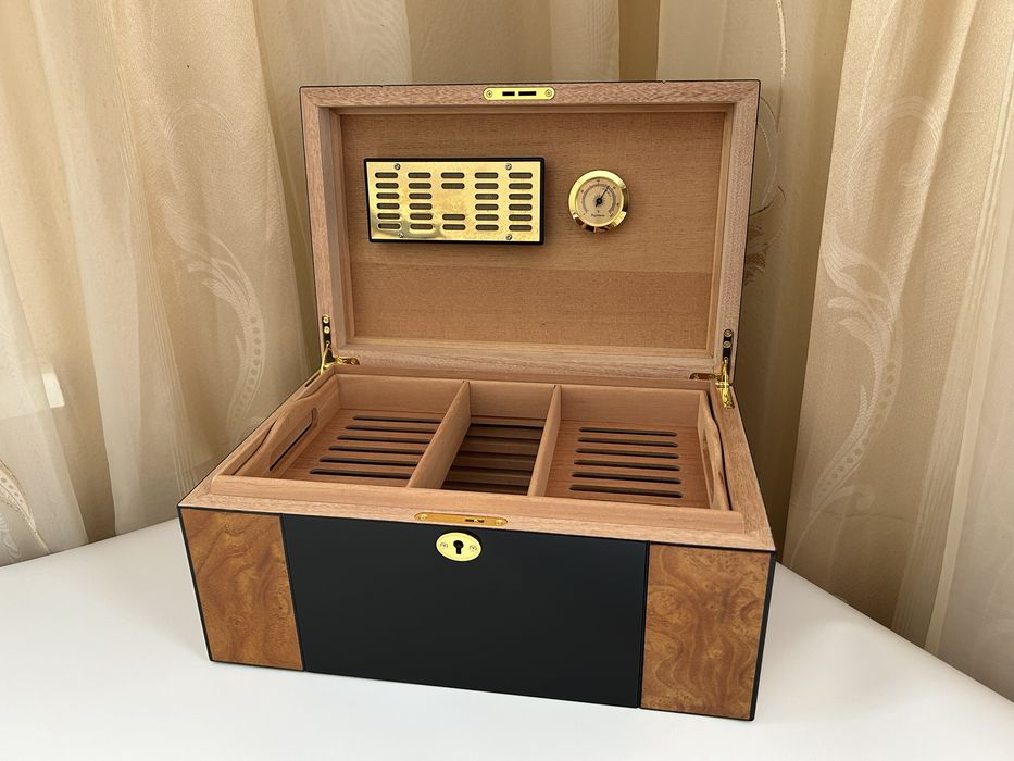 Луксозна кутия-хумидор Cohiba за до 100 пури