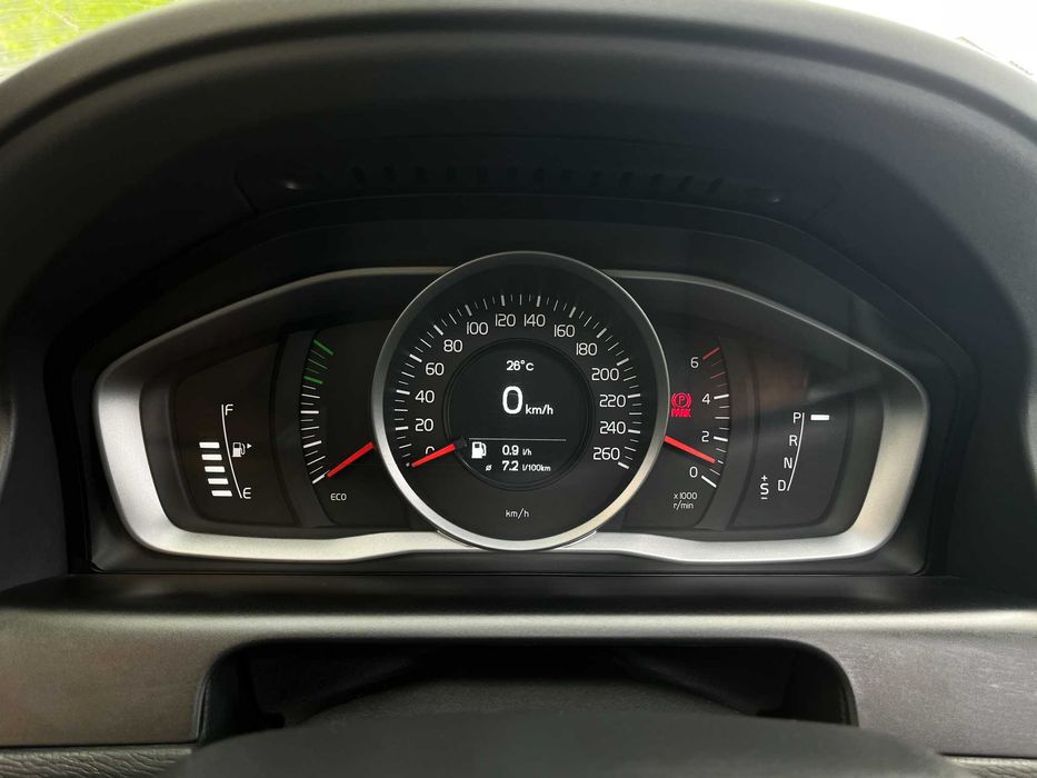 Volvo XC60 2.0 Diesel / 181 CP / Automata 8+1 / Euro 6 / Panorama