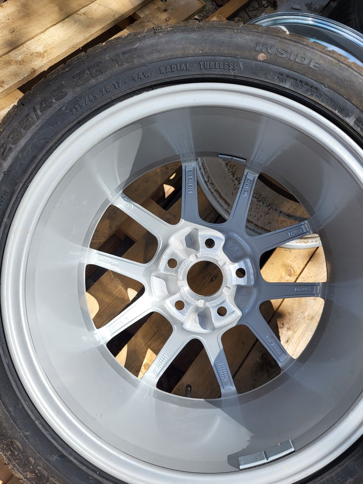 1 бр 17 5x112 Vw Passat Touran Caddy Skoda 5х112