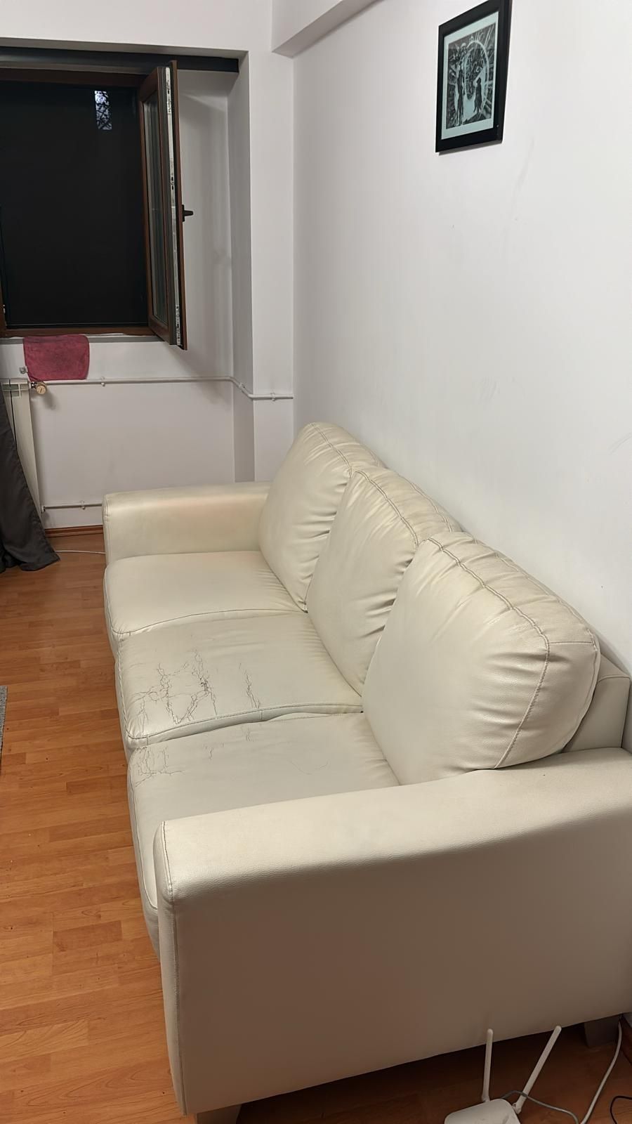 Natuzzi-canapea piele+fotoliu+taburet. Blat masa deosebit