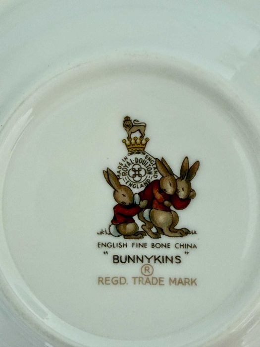 Детска чиния Royal Doulton Bunnykins