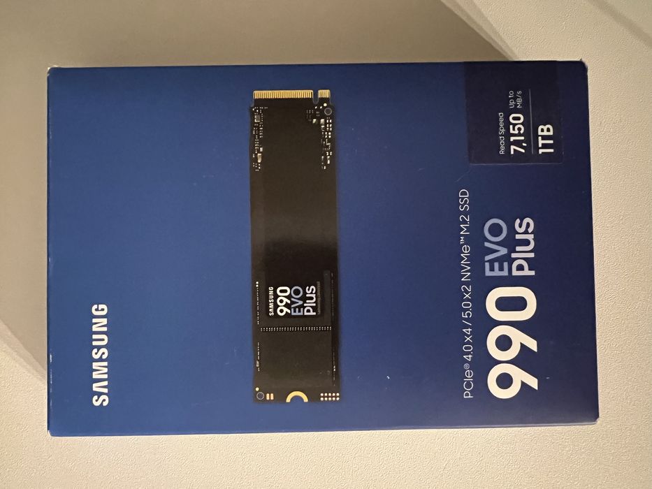 SSD Samsung 990 EVO PLUS 1TB. 3 bucati, le vand si separat.