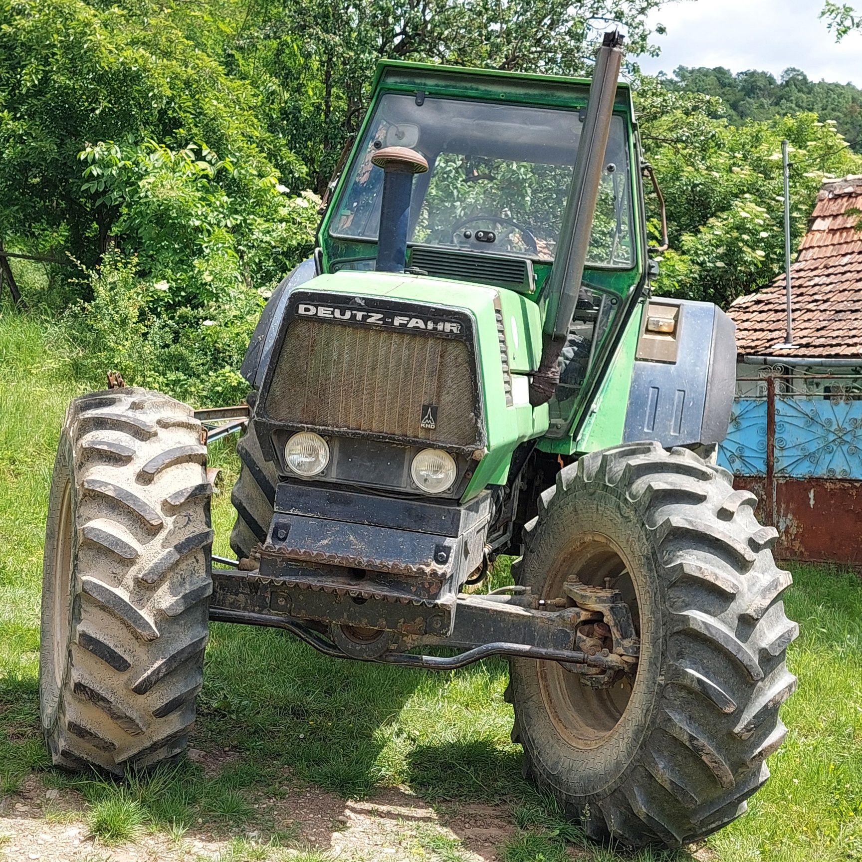 Vând tractor deutz fahr