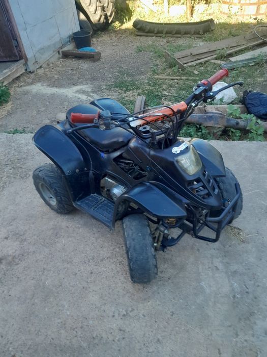 Vând atv 107cc merge foarte bine nu are defecte