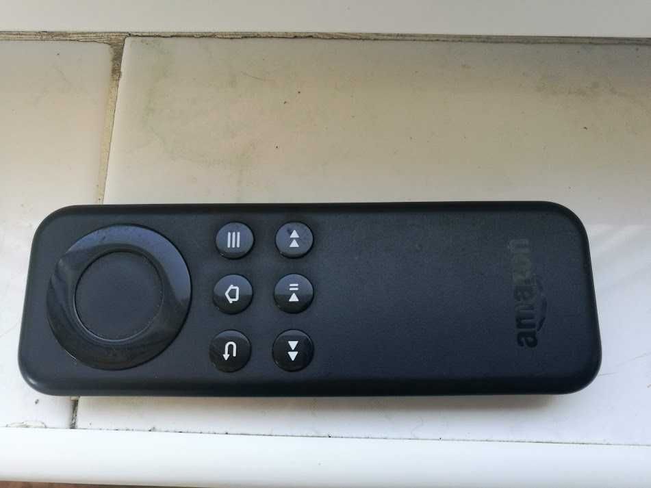 Amazon FireTV модели DR49WK B/ CV98LM дистанционнИ