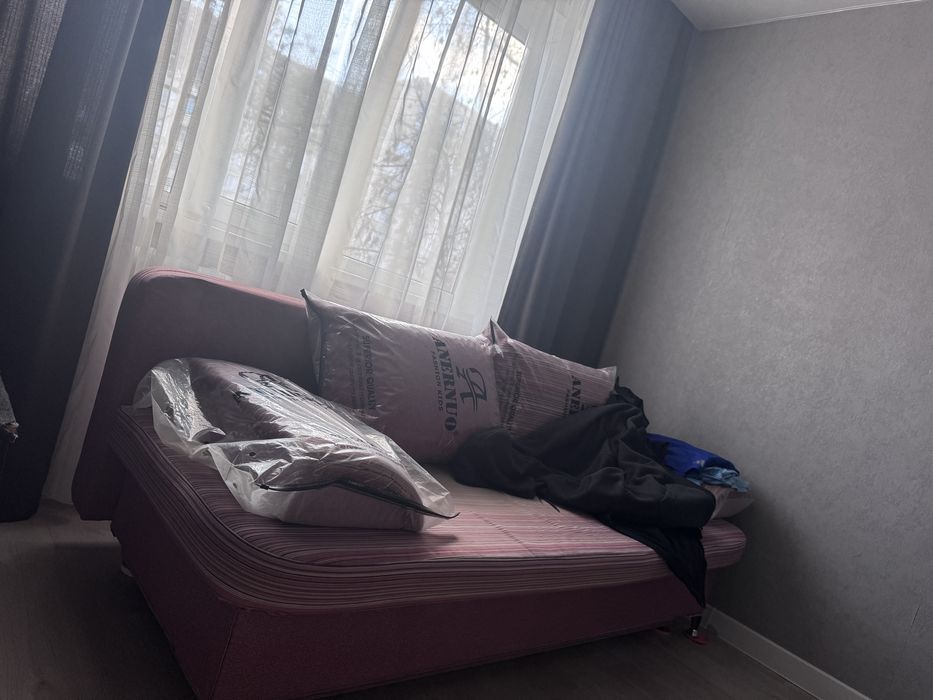 Диван кровать отдам бесплатно