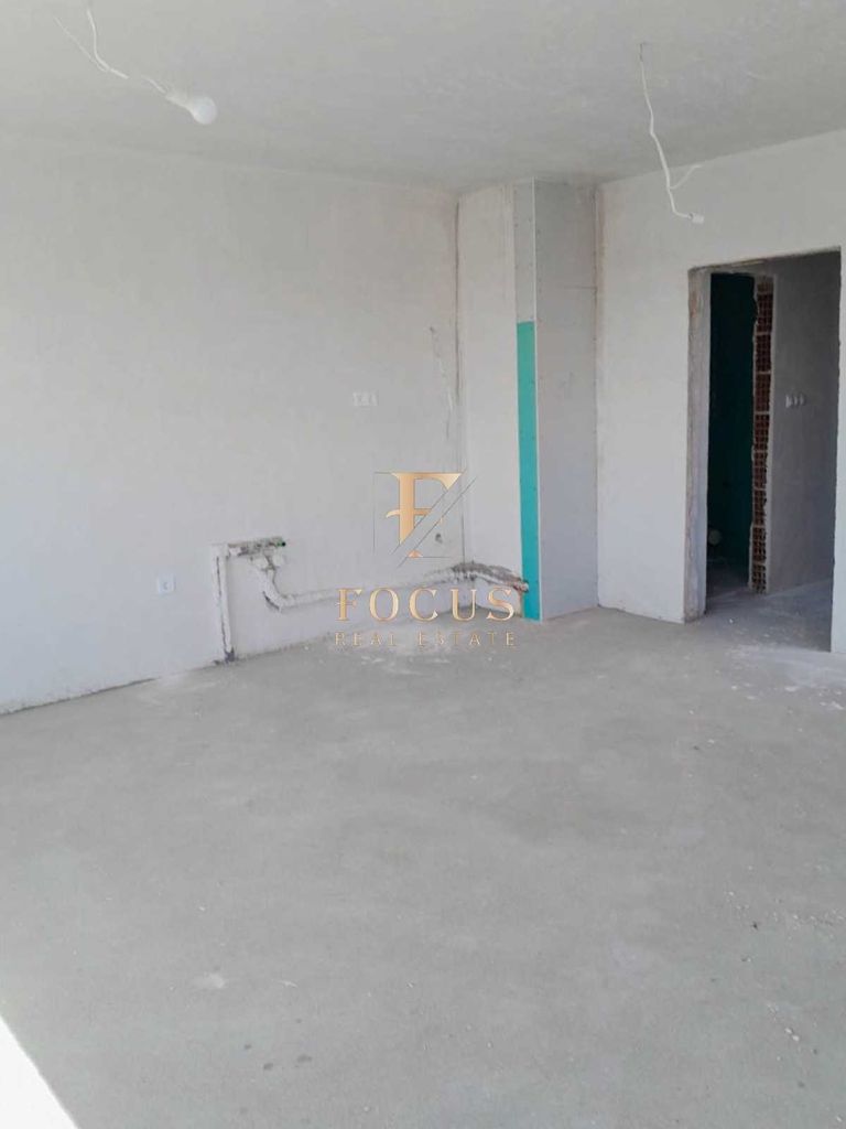Продава се Двустаен апартамент в Пловдив, Тракия - 63 кв.м за 1856 €/кв.м - Снимка #1