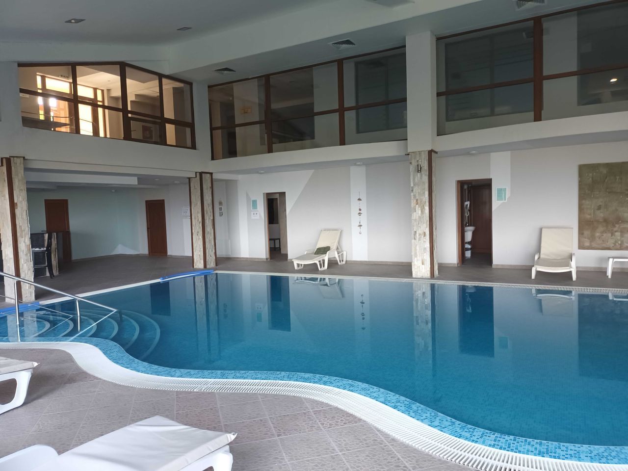 Продава се Къща в Дългопол - 700 кв.м за 133 €/кв.м - Снимка #3