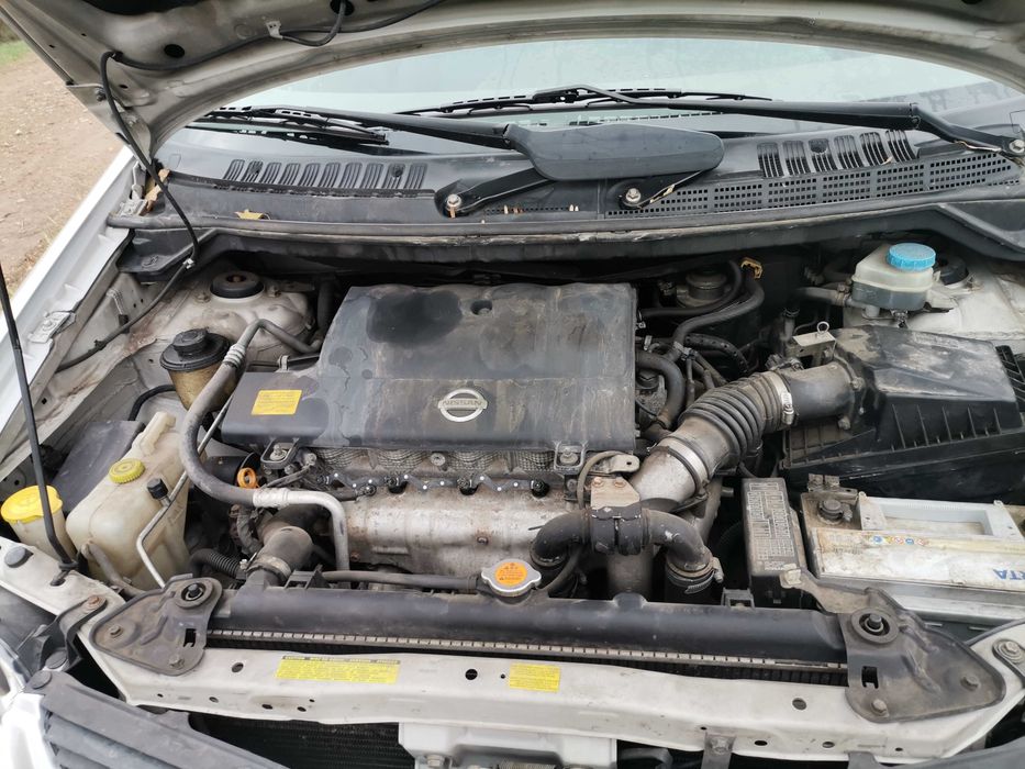 Продавам Nissan Almera Tino 2.2dci /136 к. с. на части.
