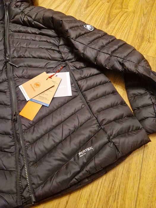 Geaca puf, dama MAMMUT , masura L, munte, iarna, frig, zapada