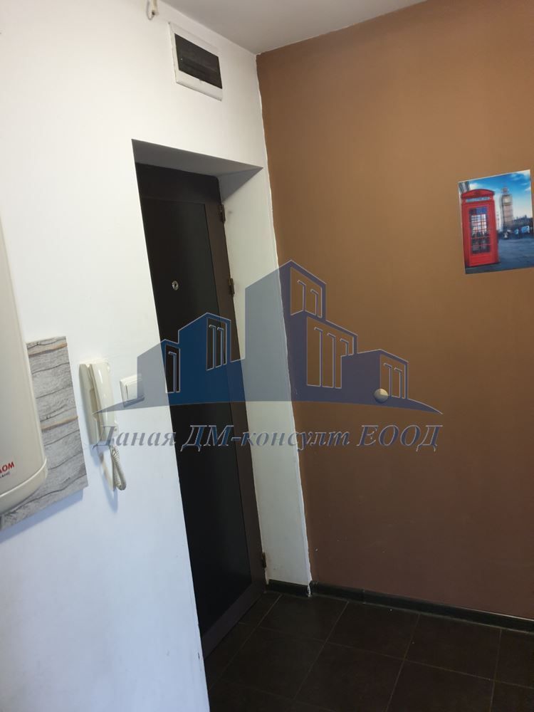Продава се Двустаен апартамент в Шумен, Добруджански - 64 кв.м за 1594 €/кв.м - Снимка #7