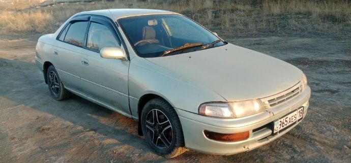 Продам Тойота карина