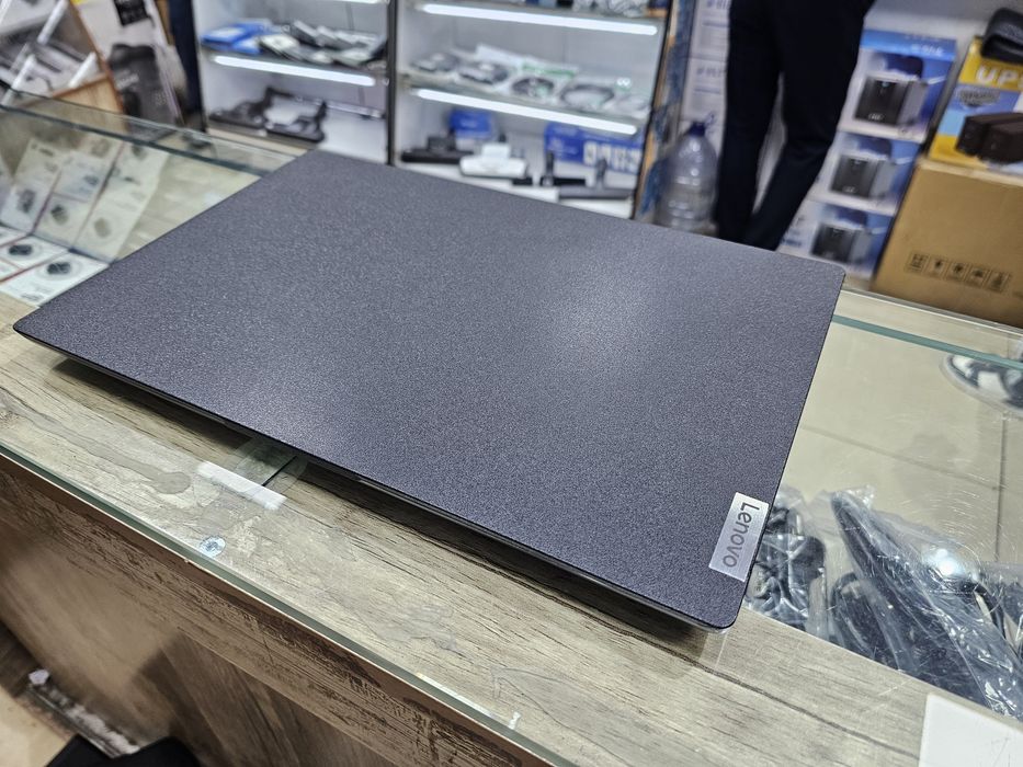 Lenovo Ideapad 5 core i5 12-поколения