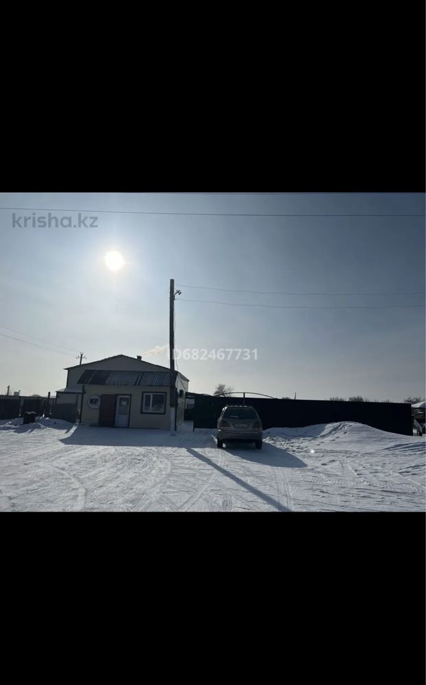 Продам двухэтажный дом в селе Песчаное