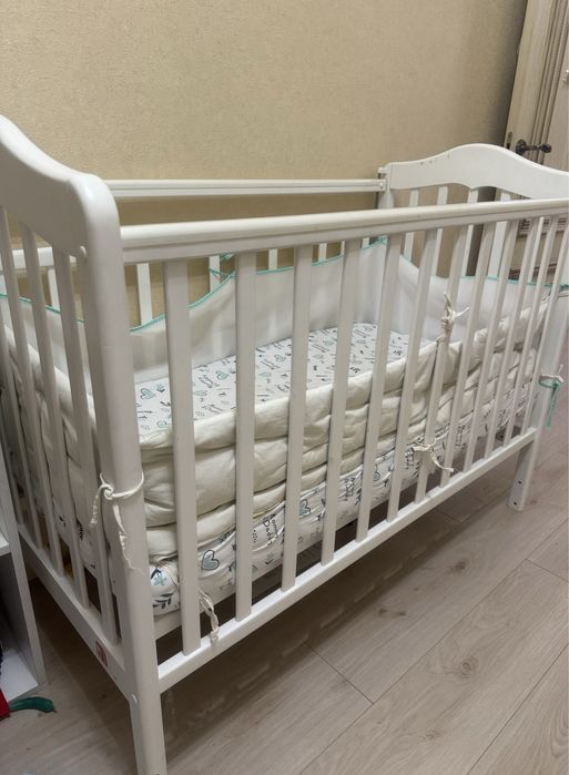 Продам кровать детскую