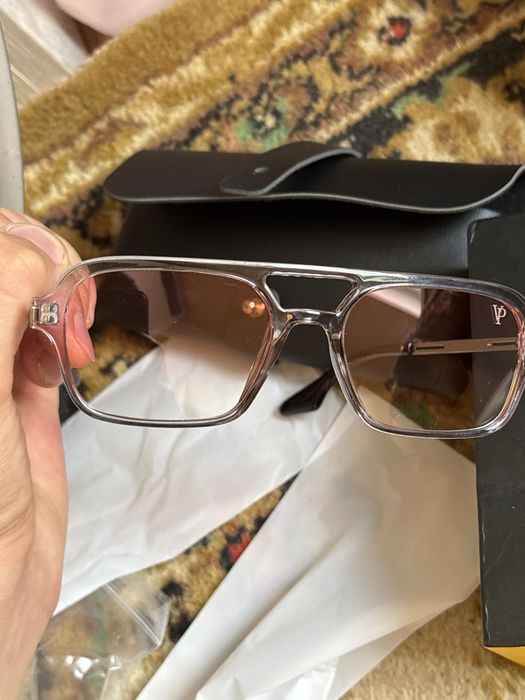 Продам солнцезащитные очки