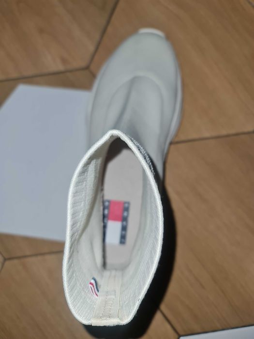 Спортни обувки Tommy Jeans, 41