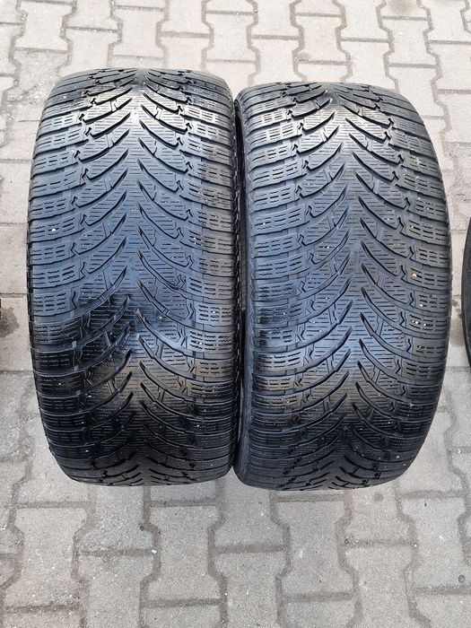 285 40 21 Nokian