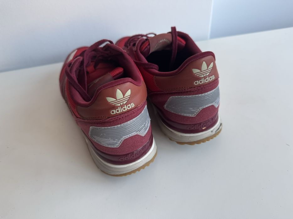 Adidasi adidas 43