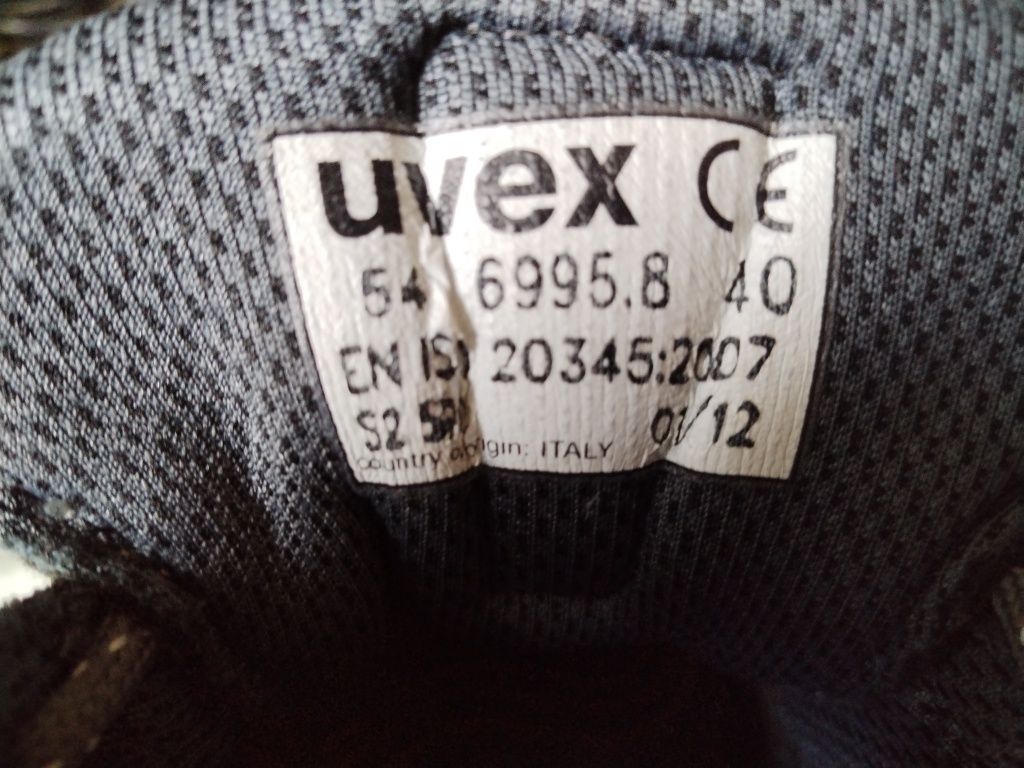 Работни обувки UVEX, номер 40