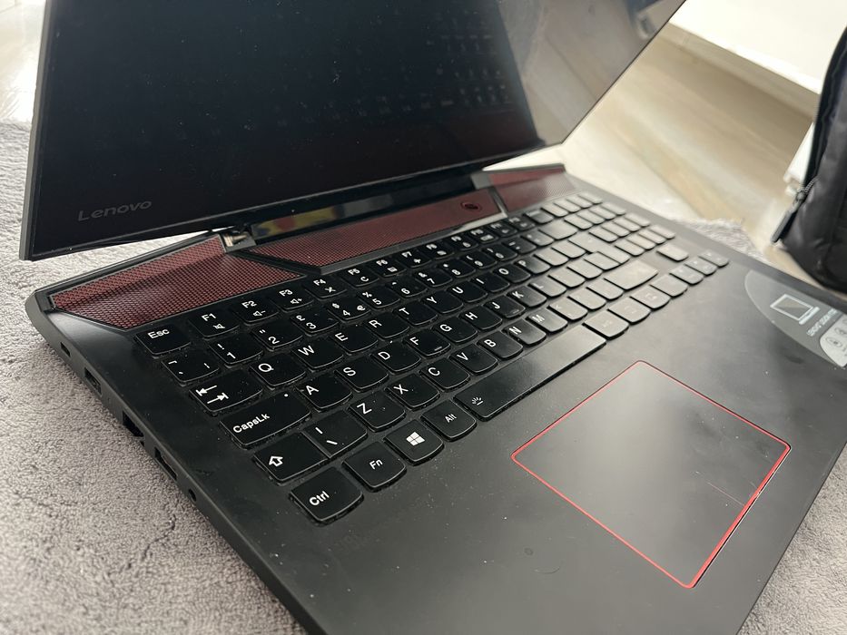 Lenovo legion y720 placa de baza defecta