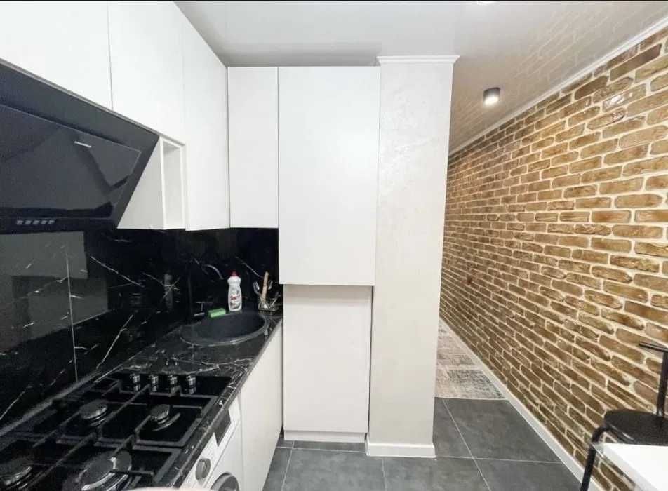 Срочно сдается шикарная квартира 2/4/9 в Яккасарайском рне Глинка 894*