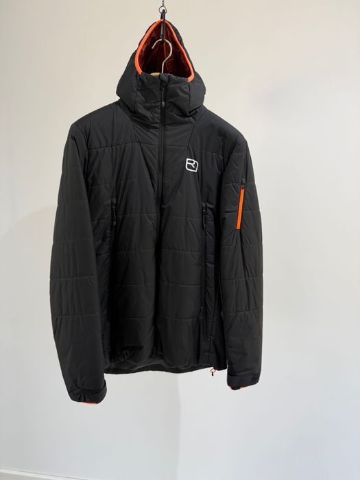 Pufoaica Ortovox Zinal Black marimea L