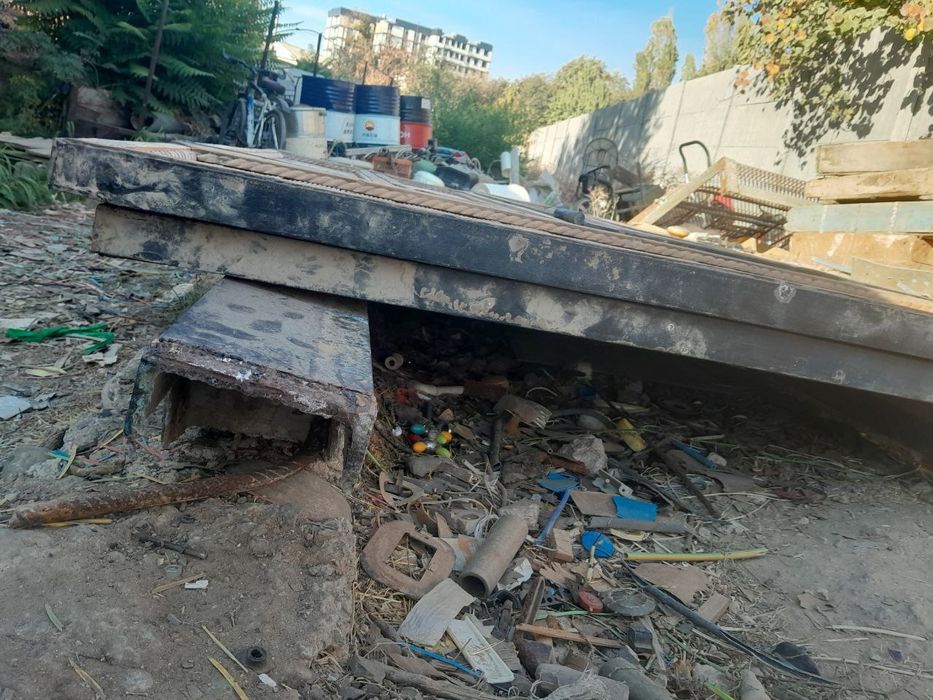 Kucha darvoza 3 metrga 2.70 sm