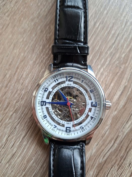 Ceas automatic skeleton Akribos