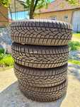 Anvelope Dunlop (winter) si Pirelli(vara) stare foarte buna 185/65 R15