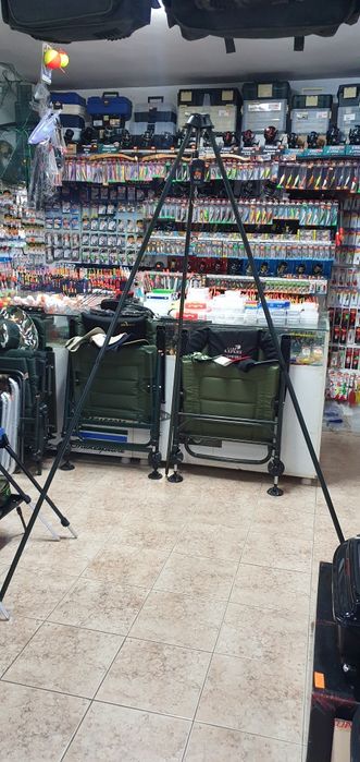 Тринога за теглене на риба PRO FL