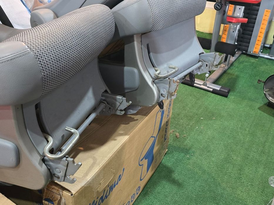 Jante și fotolii Mercedes Viano