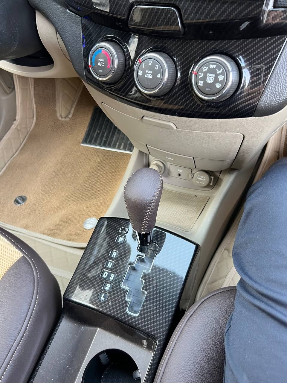 Hyundai Elantra 2.0L