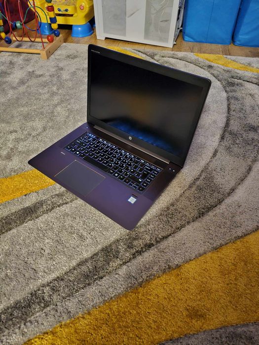 Laptop HP Zenbook g3