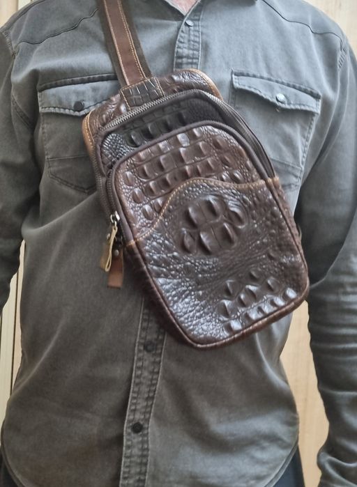 Продам сумку наплечная