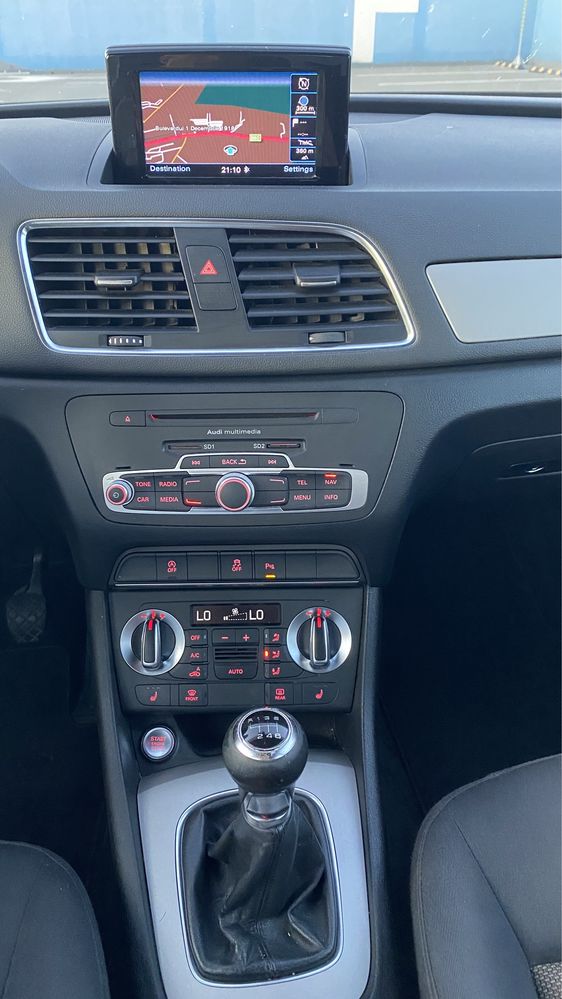 Vand Audi Q3 2.0tdi 2014 xenon navi inc scaune pdc Keyless go/entry