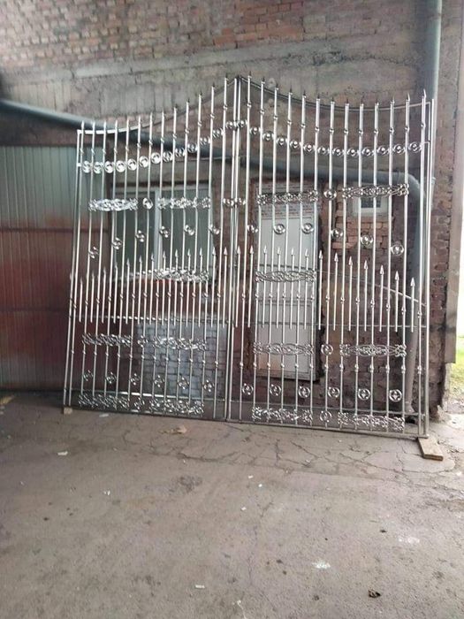Porți garduri  balustrade