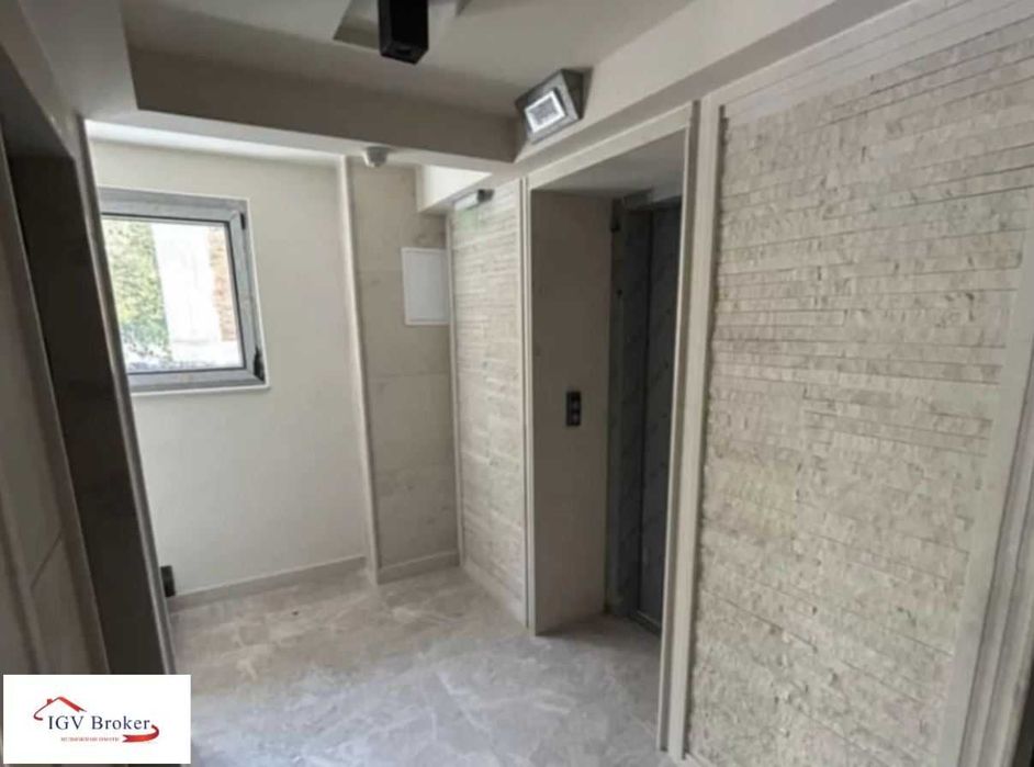 Продава се Тристаен апартамент в София, Гоце Делчев - 134 кв.м за 1581 €/кв.м - Снимка #3