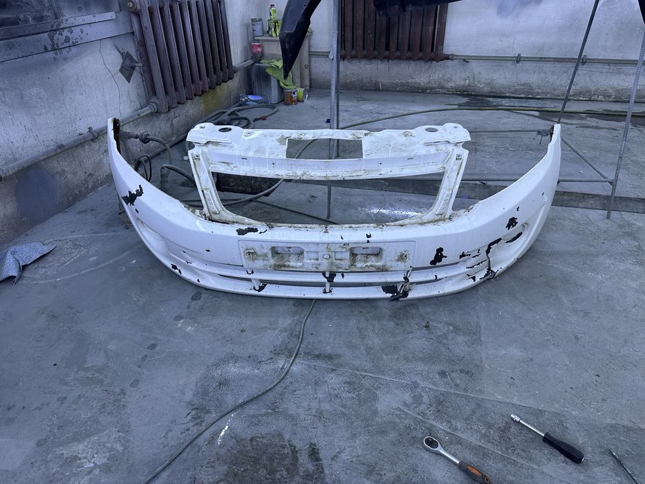 Бампер гранта 2190