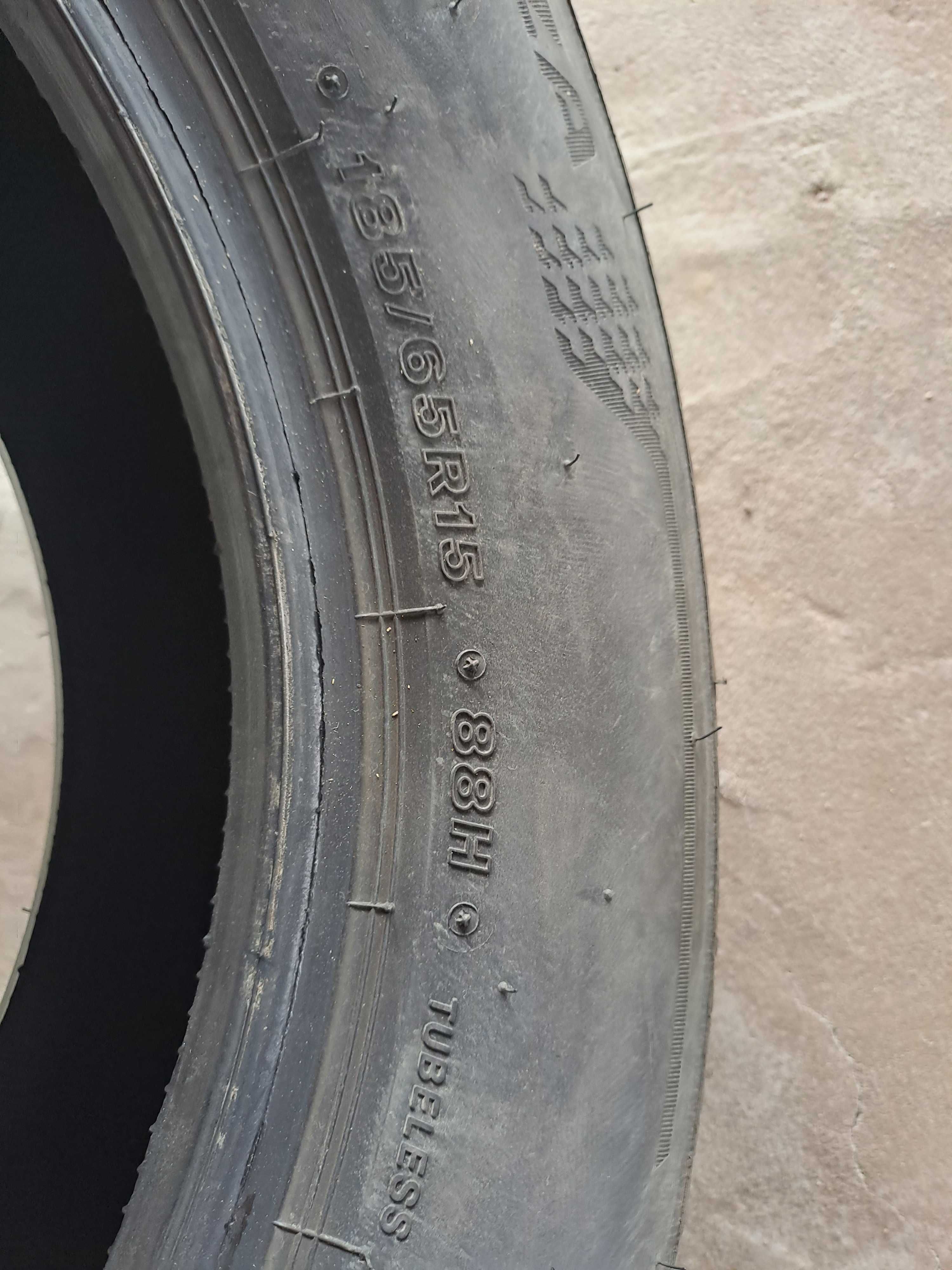 Bridgestone Turanza T005 185/65/15R 88H DOT 40/21