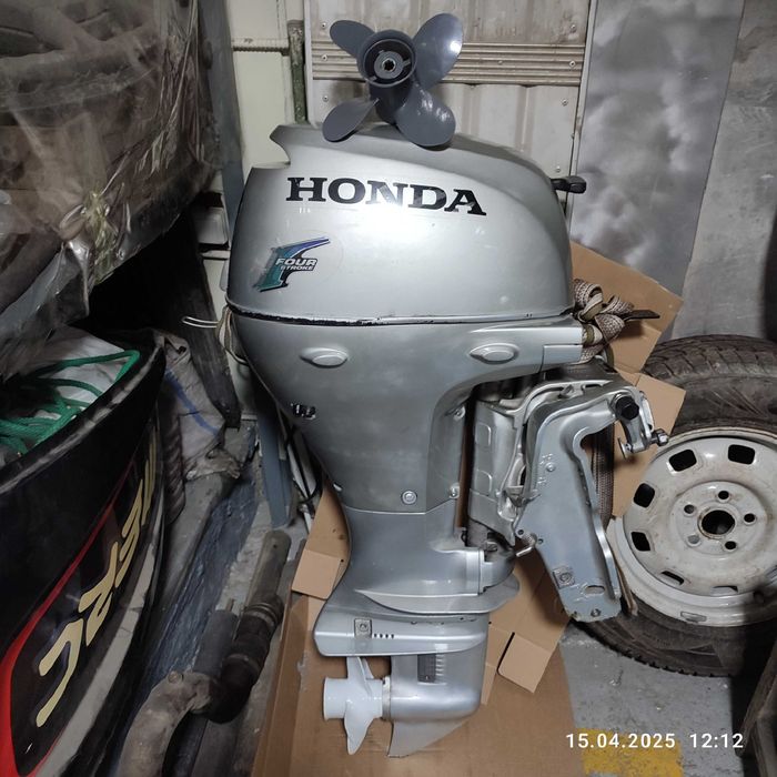 Лодочный мотор HONDA 20