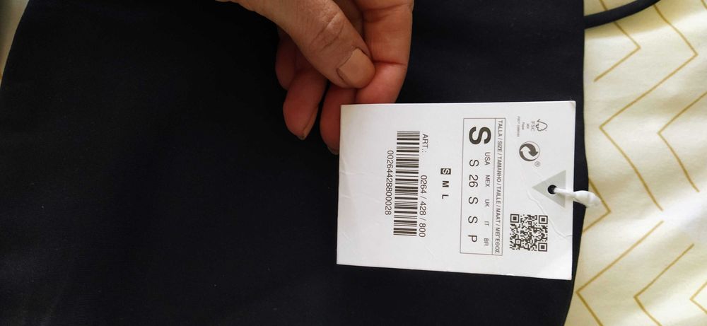 Pantaloni scurți și top