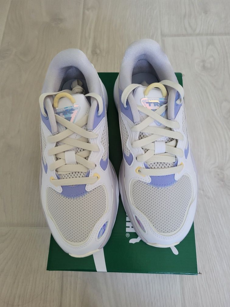 Нови!Дамски маратонки Puma,37н.Оригинални.