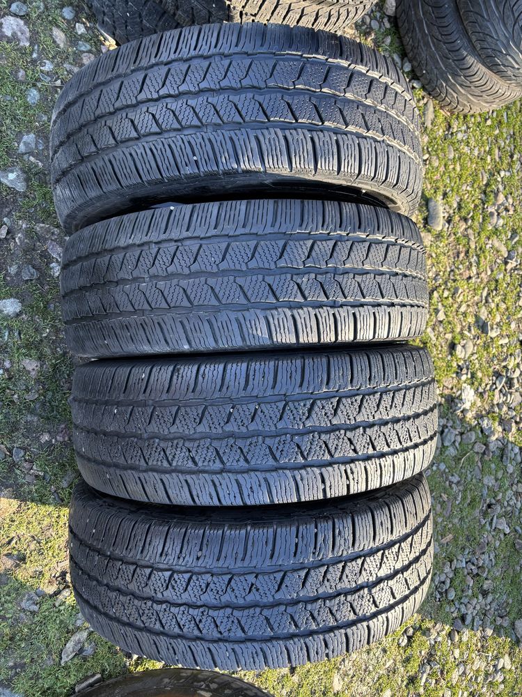 235/65 R16C 4бр зимни гуми