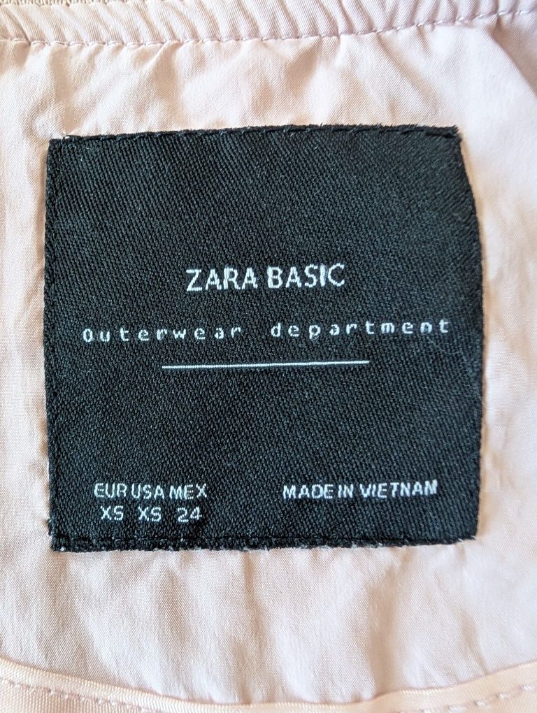 Geaca. Jacheta subțire Zara. XS